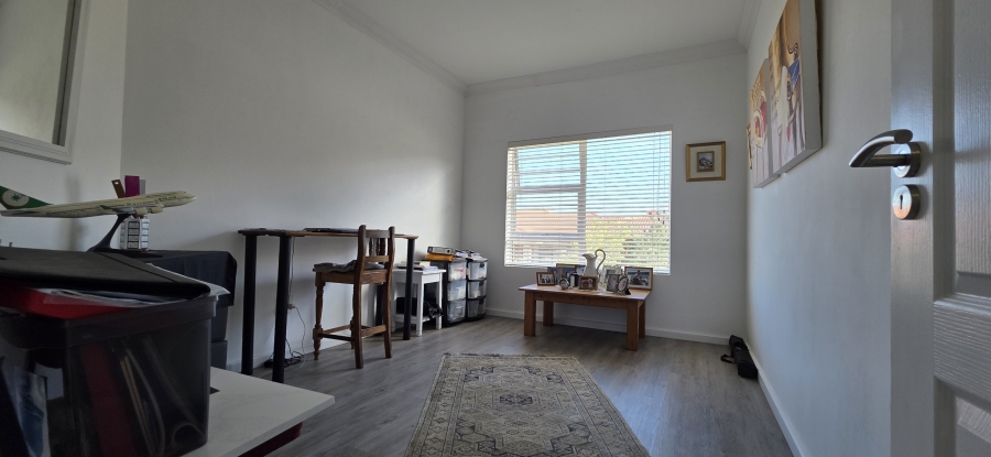 3 Bedroom Property for Sale in Bergsig Western Cape